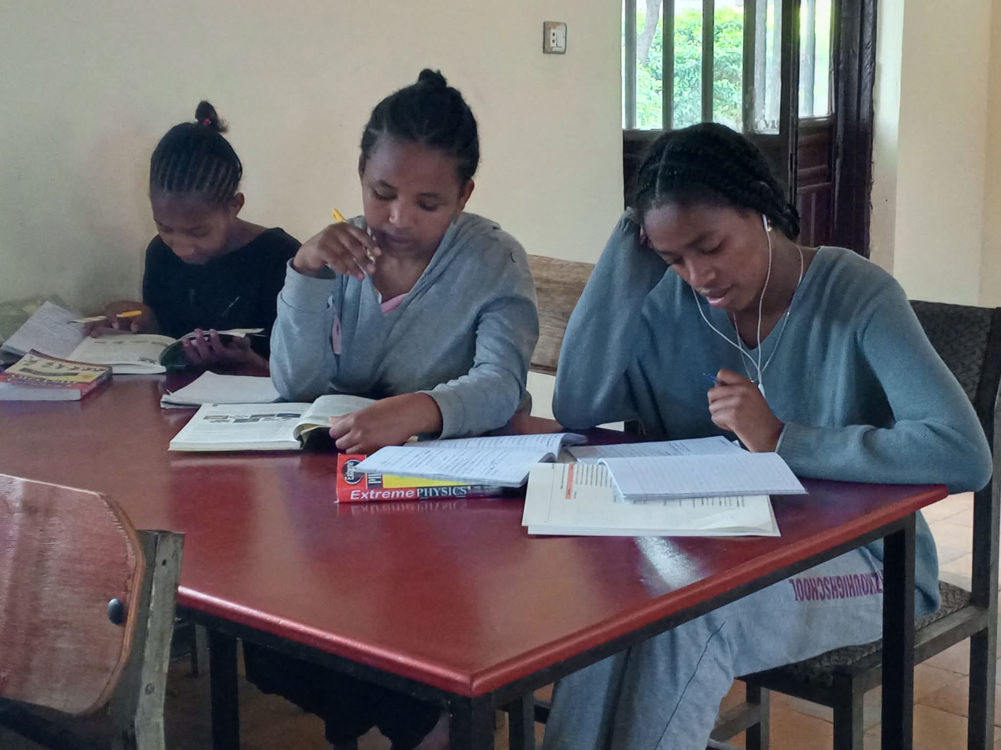 ገደብ ትምህርት ቤት